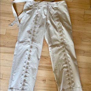 elevenses cropped khaki pants cute button detail 8
